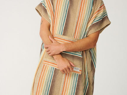 Classic Surf Hooded Towel - Khaki Sand  Poncho van Rip Curl | SHAKA