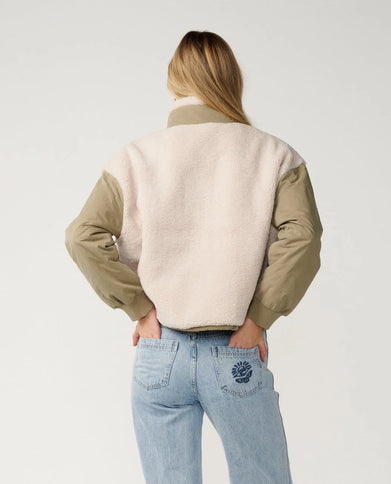 Venture Sherpa Jacket - Olive