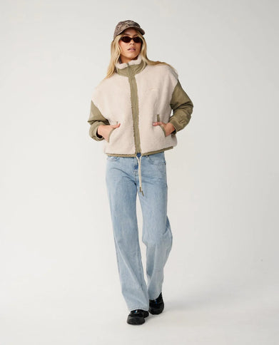 Venture Sherpa Jacket - Olive
