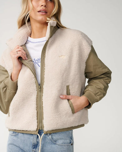Venture Sherpa Jacket - Olive