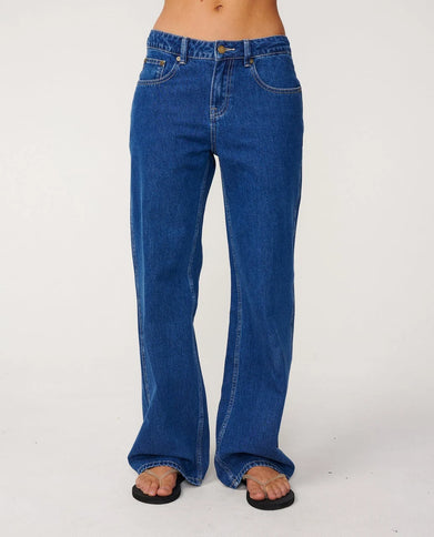 Aggie Relaxed Jeans - Mid Blue