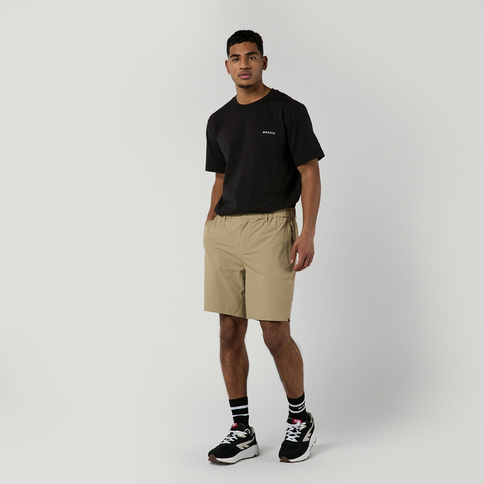 Endure Hybrid Short - Sand  Korte Broek van Mystic | SHAKA