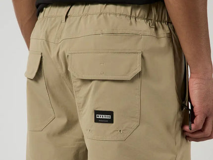 Endure Hybrid Short - Sand  Korte Broek van Mystic | SHAKA