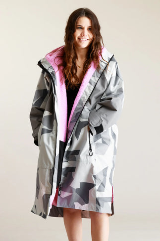 Hard Shell Robe - Arctic Camo/Pink