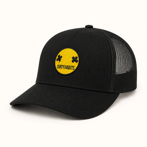 Smiley Retro Trucker - Black  Cap van Dirty Habits | SHAKA