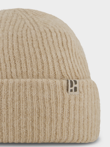 Arctic Beanie - Sand